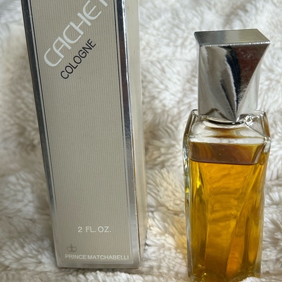 Cachet Cologne with Silver Label - Picture 1 of 2